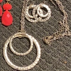 Necklace and earring set